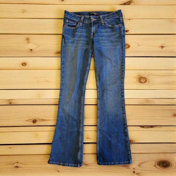 Levi's 524 Too Superlow Women's Size 5 M Blue Jeans Denim 5 Pockets Pants - Picture 1 of 11